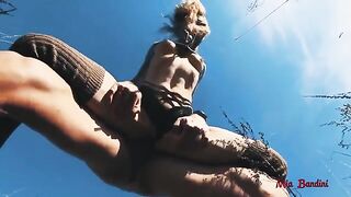 The guy with the huge dick made passionate love to the beauty in the park