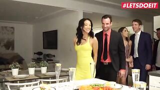 A college party turns into a wild orgy session with hot babes