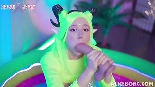 Cum is all over my body, a wild solo show
