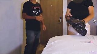 I asked for a consolador online and I got fucked by the delivery guy, young and inexperienced
