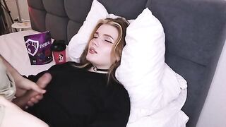 The cute girl was excited and received a creampie in her mouth