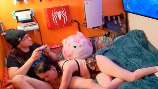 Gamer girl relaxes while getting her husband's cock sucked with a freeuse twist