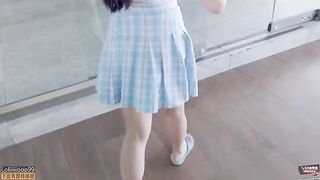 A Chinese babe gets fucked during her vacation in a hardcore scene
