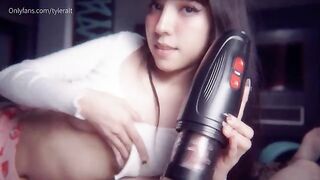 You can't resist the power of this Sohimi Toy, especially with its rotating magic