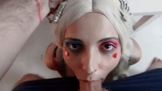 Crazy Harley Quinn getting her pussy railed with a huge toy