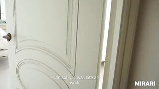Playful college girl masturbates her pussy and asks for more - MIRARI