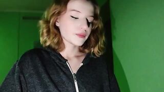 A young couple fucked in the hallway while the parents were at home