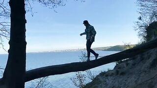 A Chihuahua VLOG about a walk around Gdynia Orłowo with some daring action