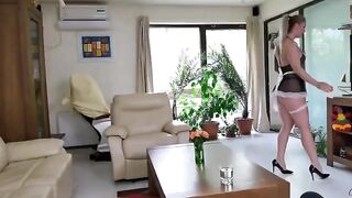 Maid gets her asshole gapped and squirts for the first time