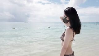 A petite islander has a sensual sex date with her boyfriend
