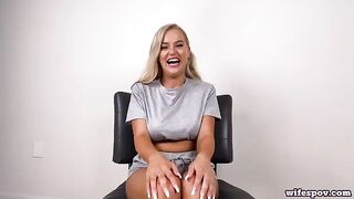 A girl with big natural boobs has an amazing body and is made for sex