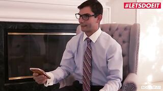 A young lawyer gets seduced by a slutty American babe Gina Valentina along with her friends in a steamy foursome
