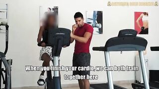 Girl is risking sex in the gym with a guy she doesn’t know