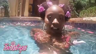 Petite hottie Elsie enjoys sensual naked swimming