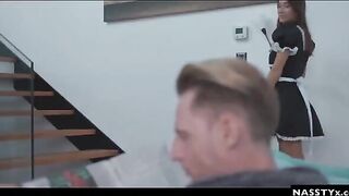 A Spanish maid seduces her master while his wife is out