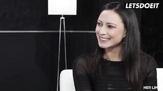 Big ass brunette Cassie Del Isla gets her asshole gapped hard