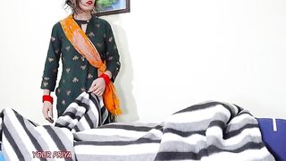 Indian maid saw my dick through the blanket and was amazed