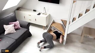 Girl got stuck and was fucked by her stepbrother in a steamy encounter