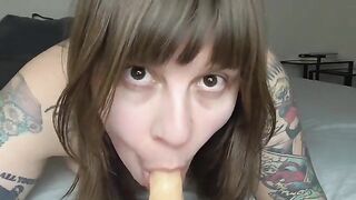 A shy Wisconsin girl, probably Elle Hell, shows her nice ass in POV