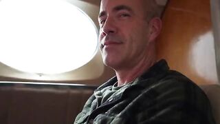 A couple got fucked on the plane and made a creampie video