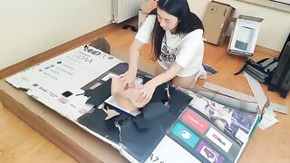 I taught my stepsister to do a blowjob and she did it perfectly