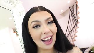 Holly Day - The Goddess with a jaw-dropping Big Butt