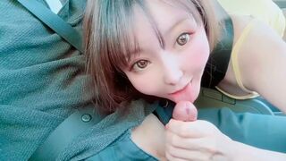 A sexy girl got fucked on the back seat of a car