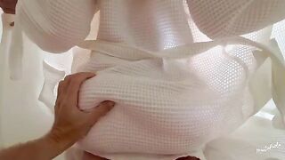 I shook my ass for my stepbrother, he couldn’t resist my pussy!