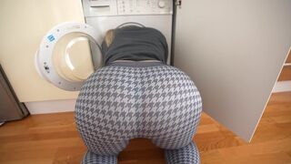 I helped my stepsister after she got stuck in the washing machine