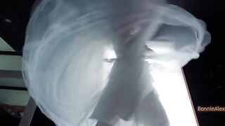 The bride found a dress and had sex with the guy on the wedding day