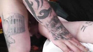 First MFM threesome for HotmessJessXXX with Mr.BWC, exploring new territory in the bedroom
