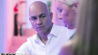 The stunning Agatha got her anal wishes fulfilled by a passionate partner