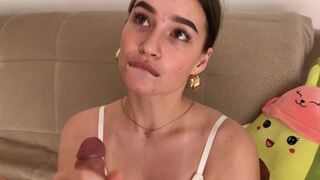 The beautiful girl promised a gentle blowjob and she kept her word