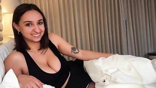 A hot girl is fucking with her friend in a hotel room