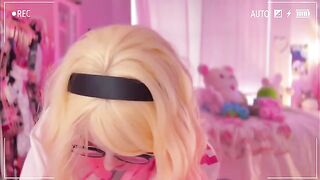 SpiderGwen forced me to cum by using my cock in this exclusive scene