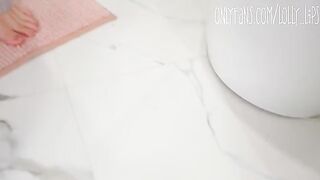 A juicy client gets her pipes cleaned by a Ukrainian plumber