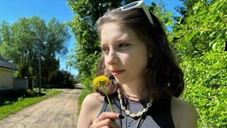 A hot encounter with a Ukrainian beauty on the street that day