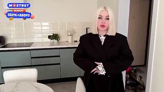The disgruntled neighbor gets fucked by the handsome guy
