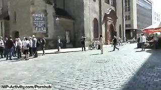 A daring girl exposed herself to the public for money