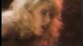 A hot girl is fucking with her nice guy in an erotic session