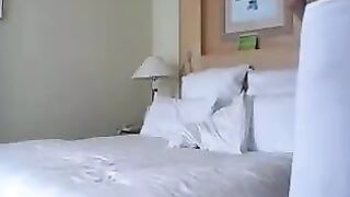 Fingers fucked a girl in her pussy, juices flowed freely