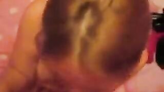 She took a guy’s cock in her mouth and received a cumshot