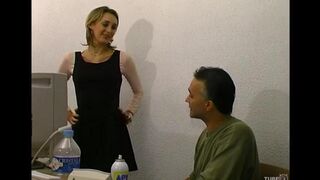 An old man fucked his younger sister, who got a sweet ass