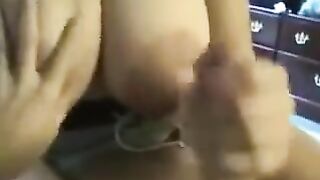She swallows all the sperm without any leftovers