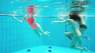 Nude girls at the pool, captured by a sneaky camera