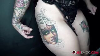 Busty tattooed beauty Payton Preslee gets her tight pussy filled with cum