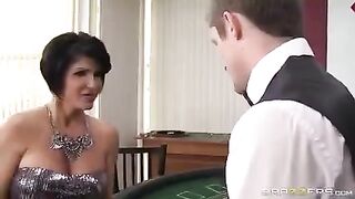 The woman lost her pussy and mouth for cards, and she was fucked