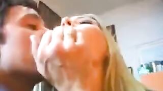 A blondie is not embarrassed to have sex with rich men