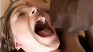 This girl accepts the sperm of all her lovers. Look how she gets fucked