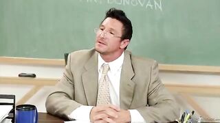 Student babe sucks teacher's dick to get a good mark